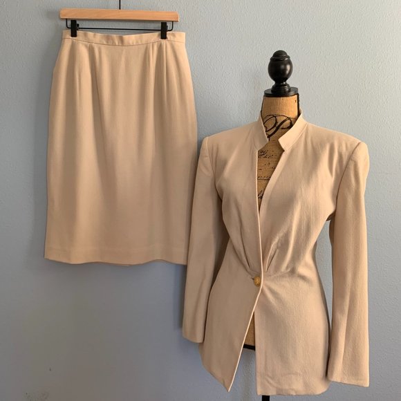 Christian Dior Ivory Wool Inverted Notch Collar Skirt Set - Picture 1 of 16